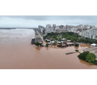Porto Alegre enfrenta inundações históricas com Guaíba a 5,3 metros